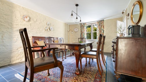 The dining room at Castle Ward Gamekeeper's Lodge, County Down